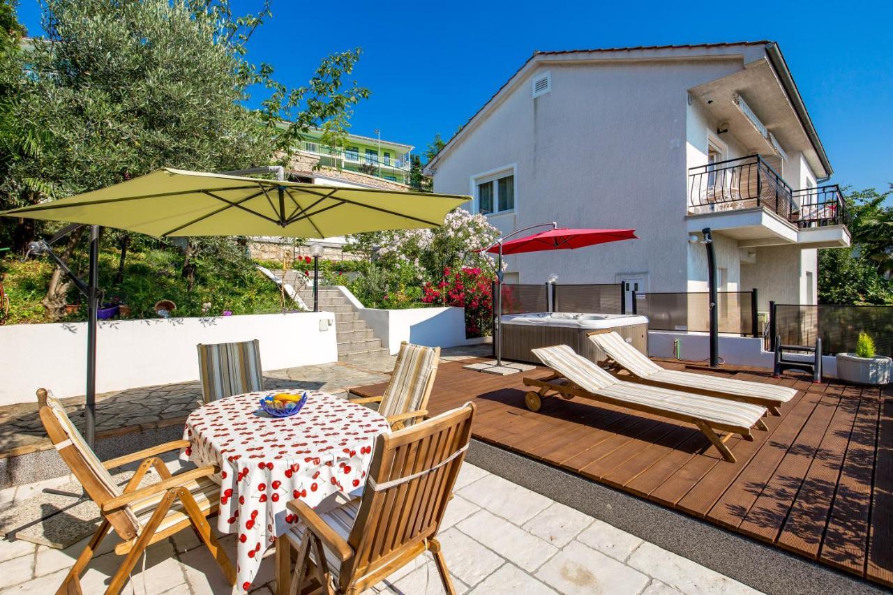 Apartmani Hrvatin 오파티아 외부 사진