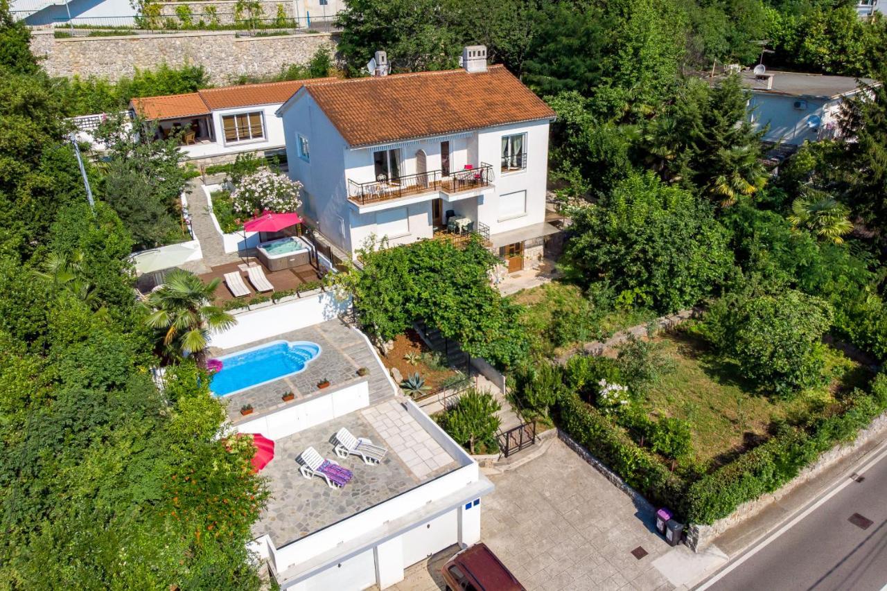 Apartmani Hrvatin 오파티아 외부 사진