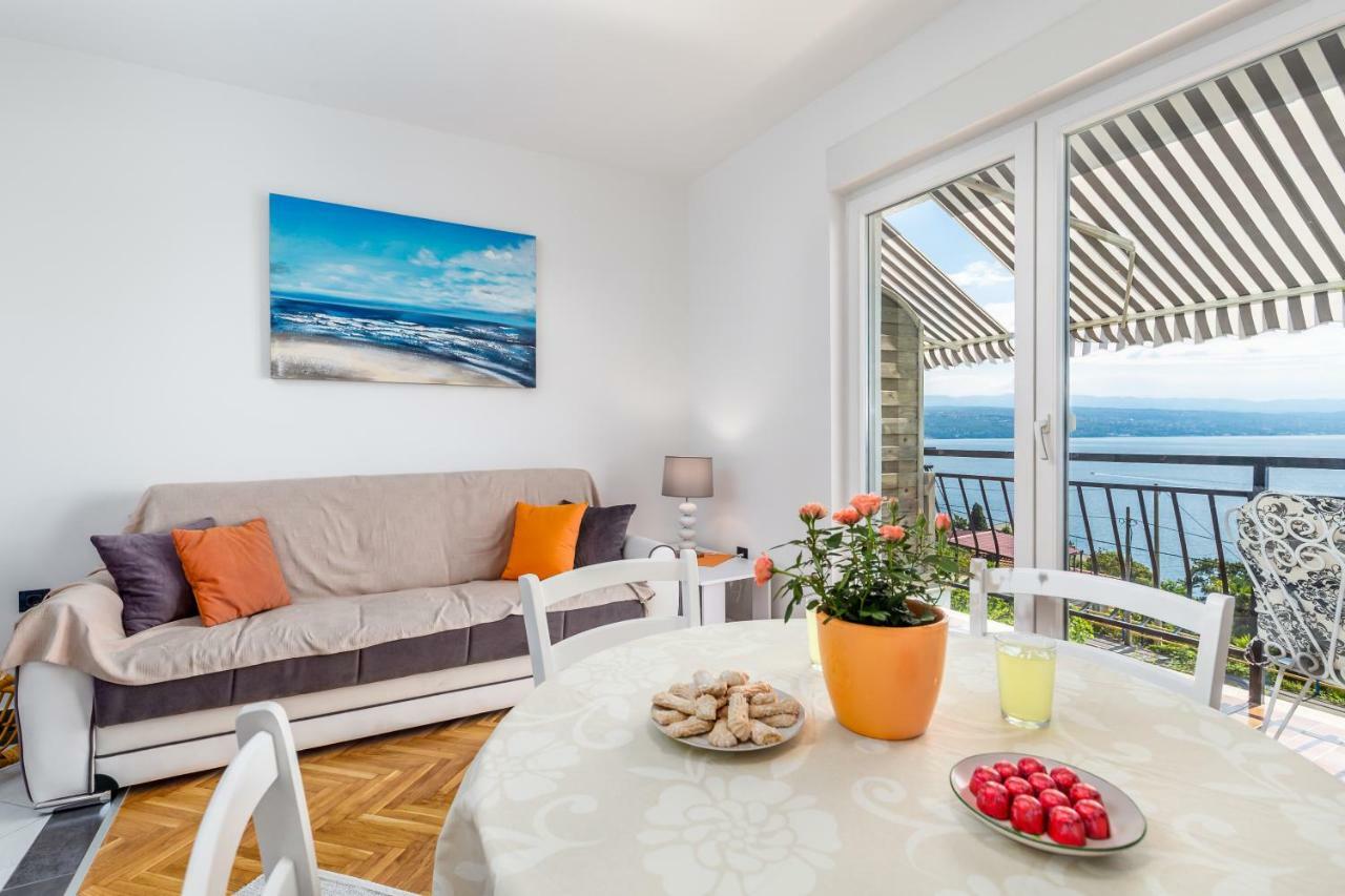 Apartmani Hrvatin 오파티아 외부 사진